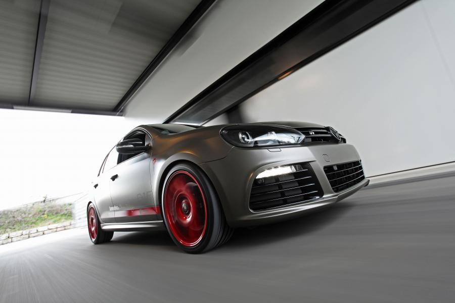  Volkswagen Golf R by Schwabenfolia 2012 года  (фото 5 из 14)